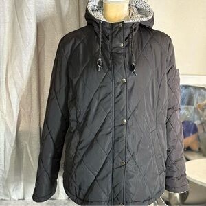 Sleek Black Puffer Jacket reversible